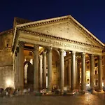 Pantheon Charming 2-Bed Apartment In Heart Of Rome