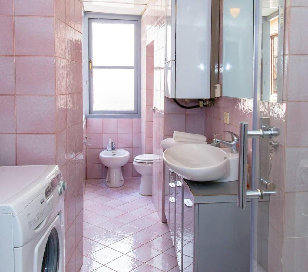 Pantheon Charming 2-bed In Heart Of Apartment *