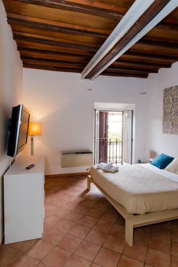 Pantheon Charming 2-bed In Heart Of Apartment